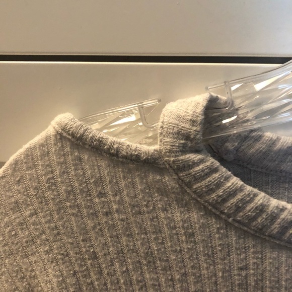 Girls’ Splendid Long-Sleeved Gray Shirt - Picture 4 of 4